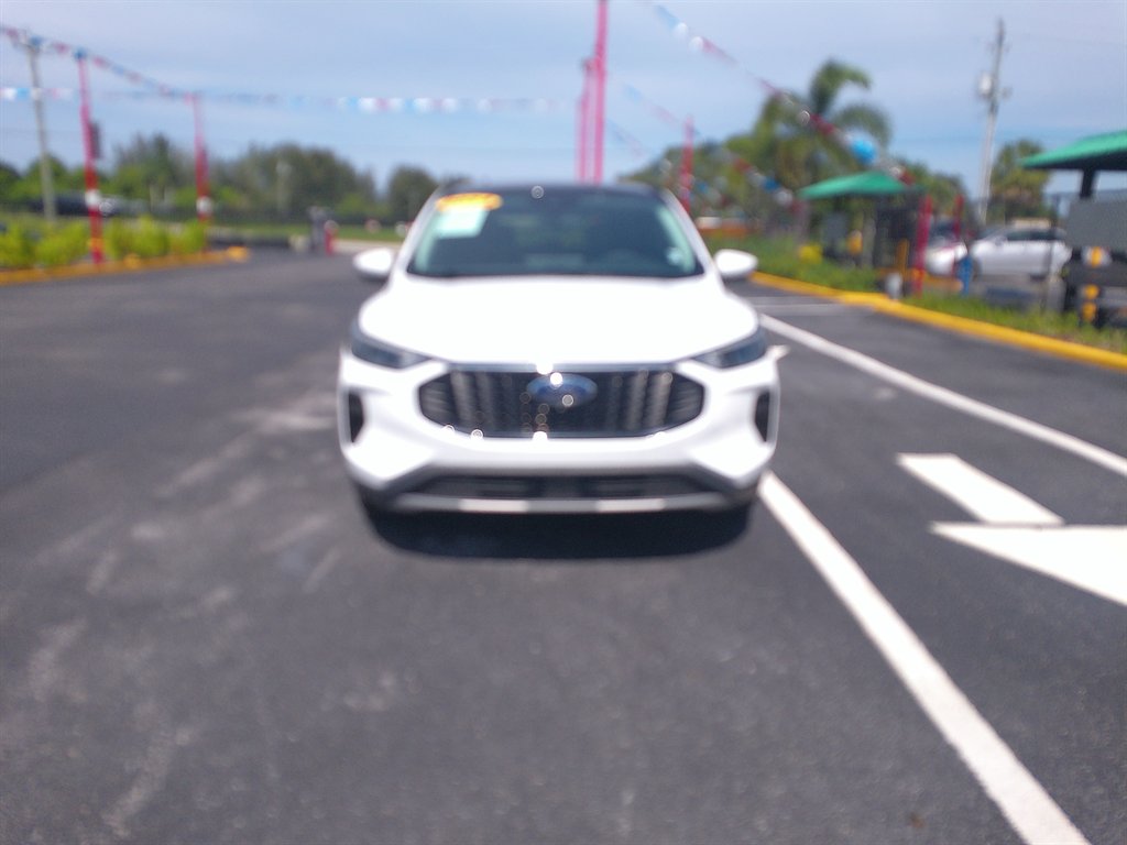 2024 Ford Escape Base's photo